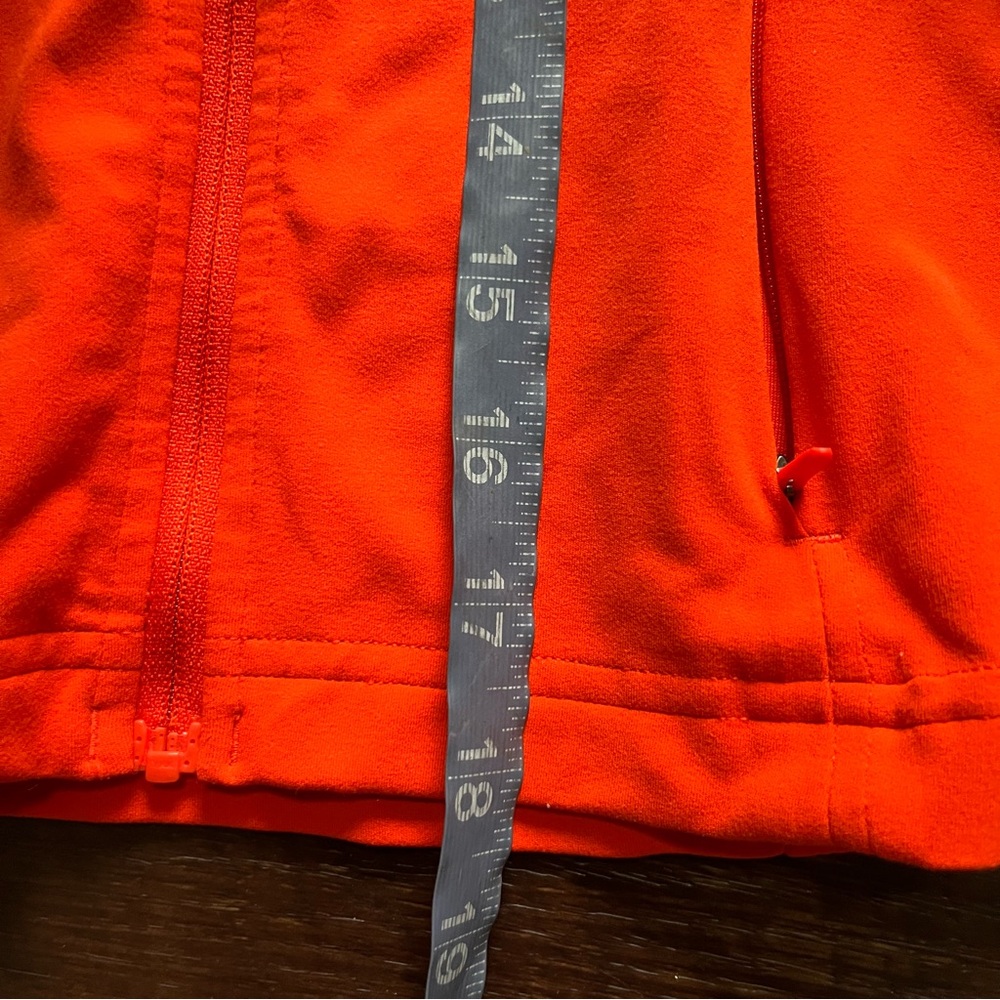 Lululemon Athletica W3FRU cropped define jacket in a bold orange color Sz 4 - Picture 10 of 10